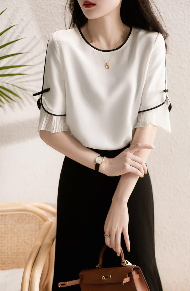 Blouse Summer Top Short Sleeve Crew Neck Pullover Chiffon Pleated Sleeves Loose Fit Stylish Feminine Clean [Seira] Women's T-Shirt