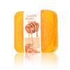 Savon au lait de coco fait main avec luffa exfoliant, acide kojique et huile essentielle de citron pour le bain et le soin du visage