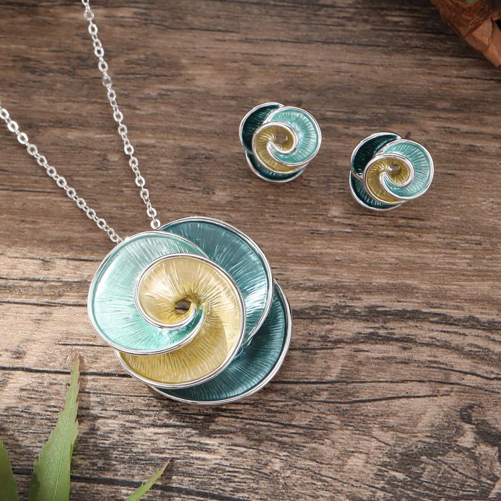 New Color Oil Irregular Rose Stud Earrings Pendant Set, Ladies Premium Necklace Earrings