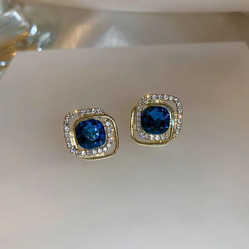 Vintage Emerald Green Rhinestone Stud Earrings For Women Inlaid Crystal Stud Earrings For Bridal Wedding Ear Zircon Gifts