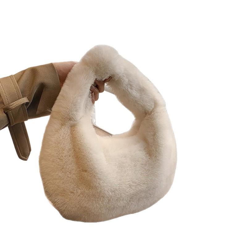 Plush High-End Dumpling Chain Handbag - Large Capacity & Versatile for Commuting