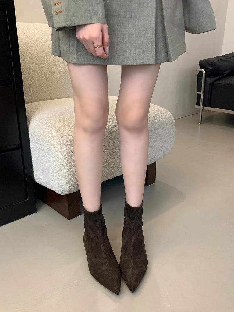 Suede simple pointed short boots women's 2025 autumn and winter new rear zipper women's boots Korean version thin boots fashion boots women