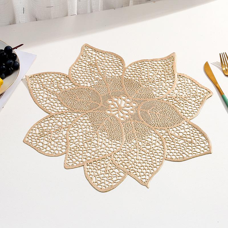 Snowflake PVC Christmas Placemat - Hot Stamping Christmas Table Decoration for Western Restaurants