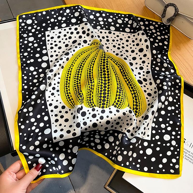 

Meier Black and white polka dot silk scarf - women s new spring/autumn mulberry silk shawl 53*53cm