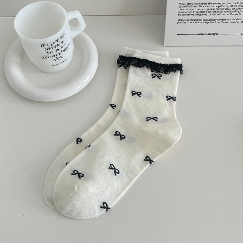 Female Spring and Autumn All Tie Bowknot Wave Dot Lace Fold Wear In The Tube Pile Pile Cotton Socks