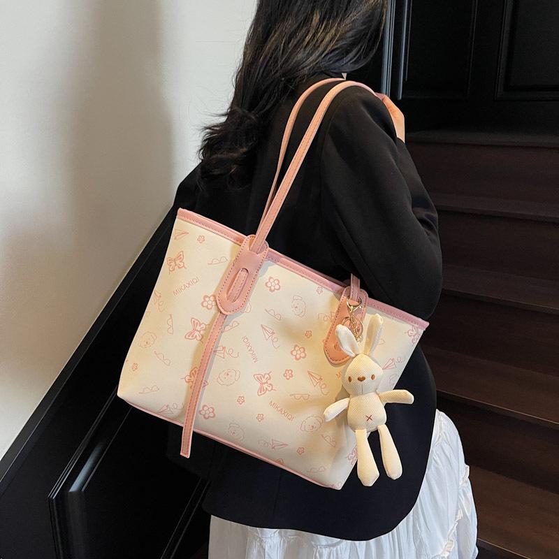 New Fashionable Versatile Tote Bag Women's Large-capacity Shoulder Bag Leisure Commuter Handbag Class Bag