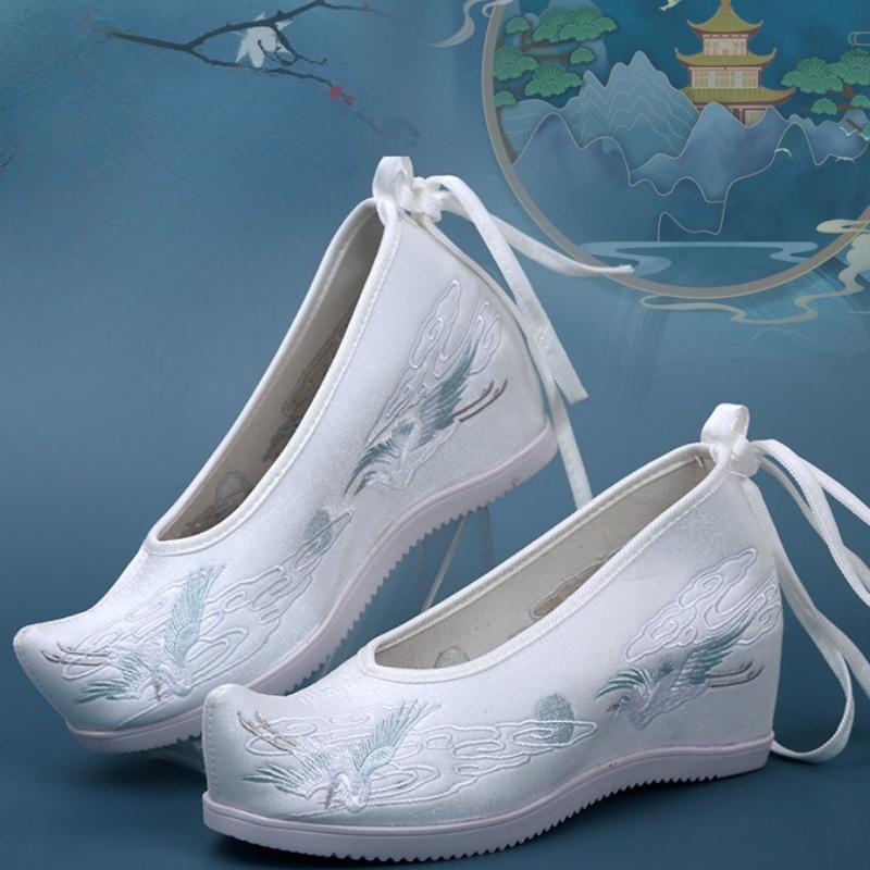 Hanfu Women's Shoes Ancient Dress Embroidery Slope Heel Bow Inner Height Spring Single Shoes