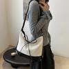 Tote Bag Simple Personality Only Beautiful Woman Summer Large Capacity Bag 2025 New Casual Retro Commuter Handbag