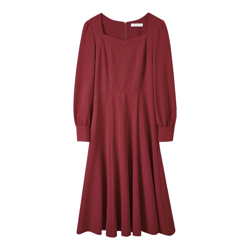 

Элегантное миди-платье А-силуэта с квадратным вырезом и пышными рукавами L