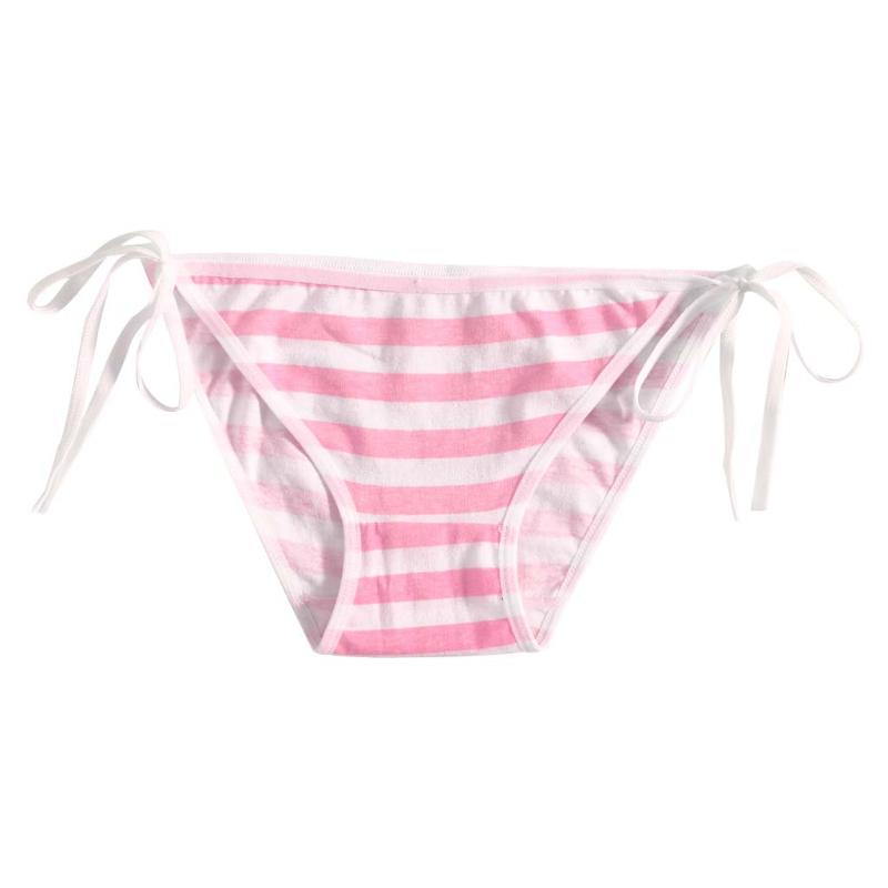 Үлкен салбыраған кеуделердің фотосы