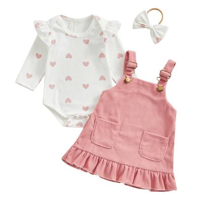 Baby Mädchen 3-teiliges Frühlingsoutfit Herz-Print Strampler + Latzrock + Stirnband Set Neugeborenenkleidung