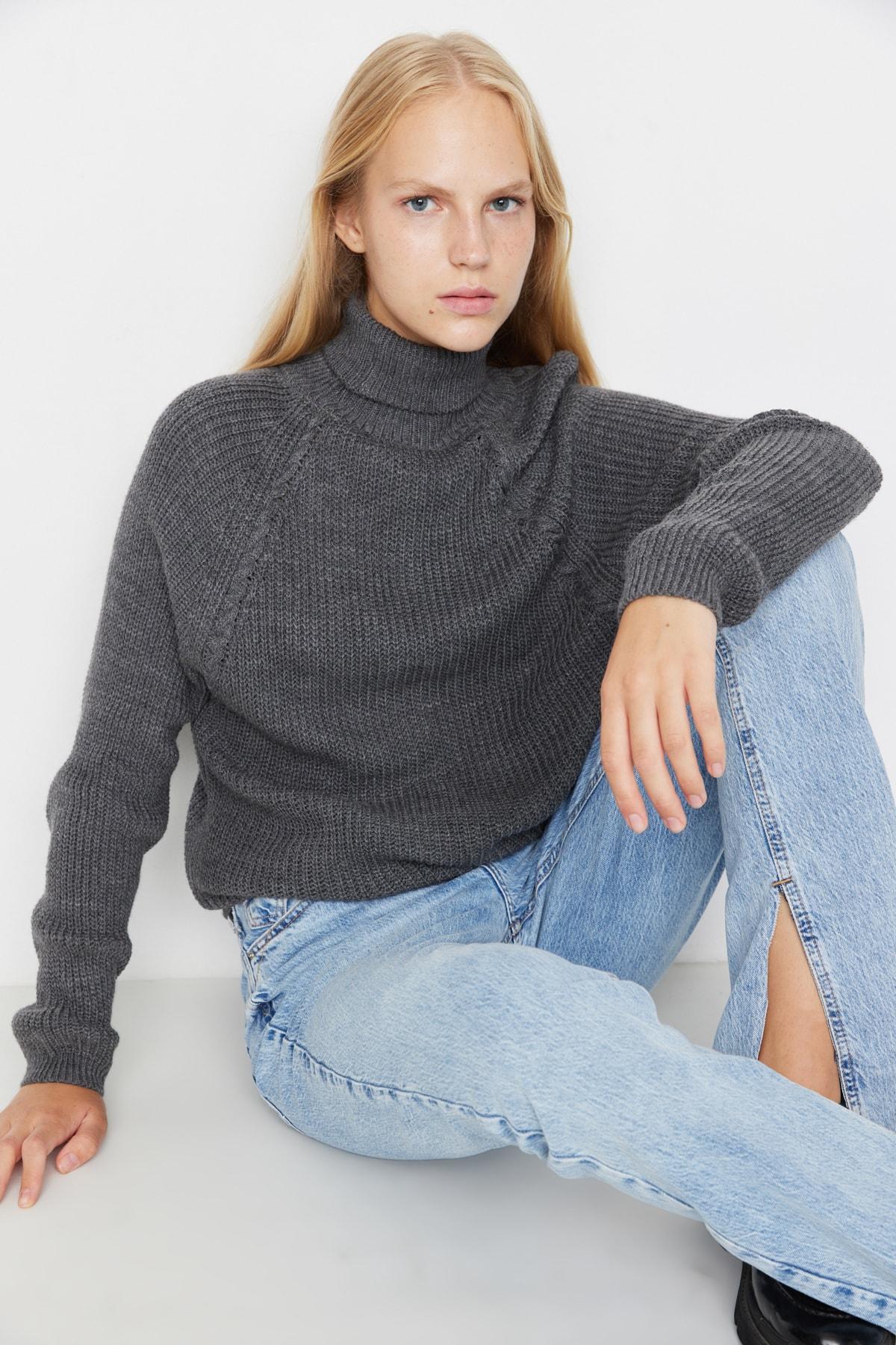 

Свитер - Серый - Классический крой