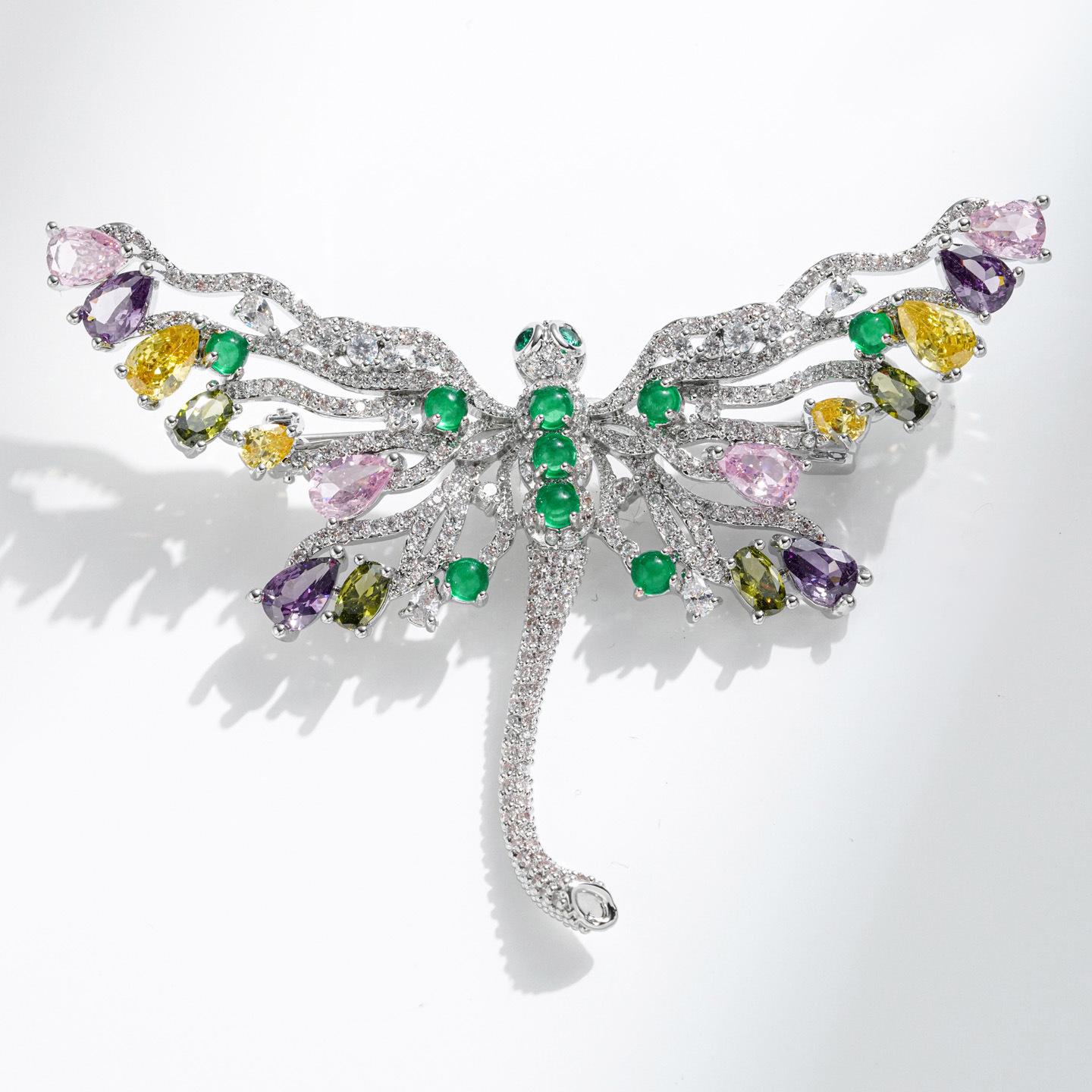 Bo Xin Yun Luxury Dragonfly Brooch: High-End French Zircon and Copper Insect Pin for Women