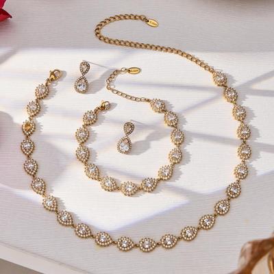 Conjunto de Pulsera y Collar de Diamantes de Circonita de Lujo con Colgante de Acero Inoxidable y Pendientes Retro