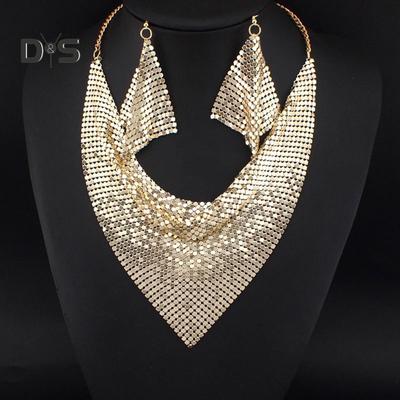 Fancy Trinket 2Pcs/Set Triangular Scarf Sequins Statement Bib Necklace Earrings