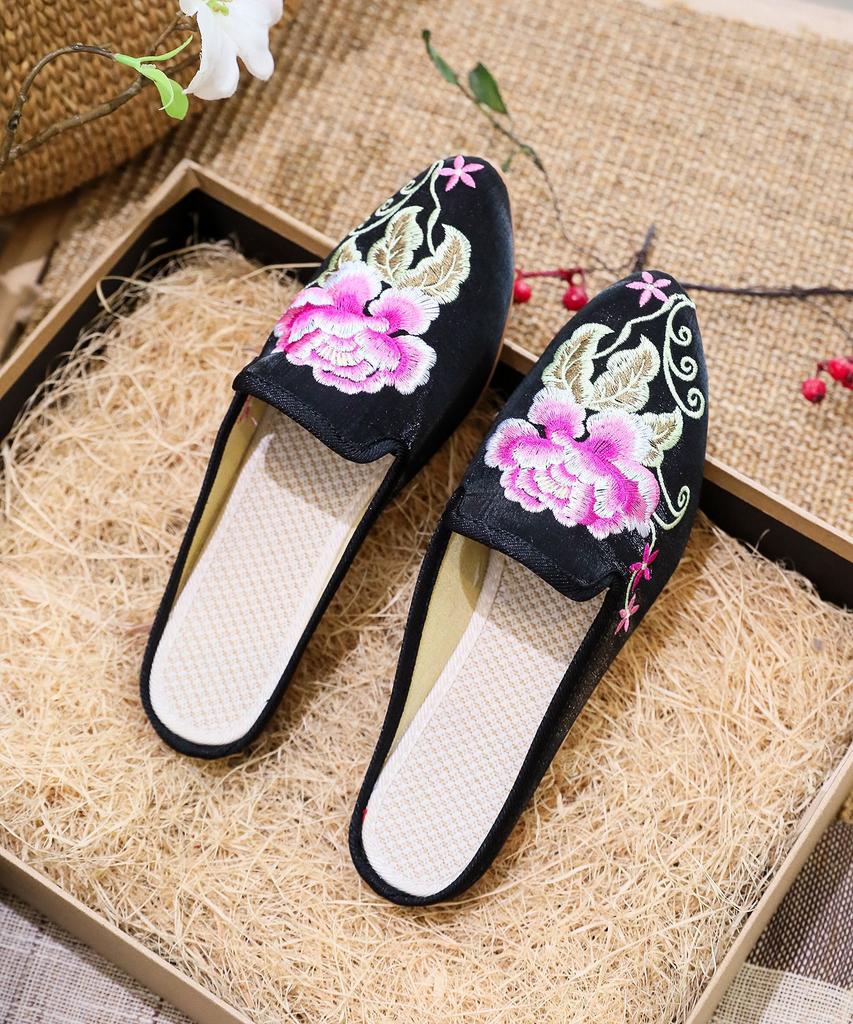 Slippers, pointed fashion casual embroidered slippers, one-pedal casual women's fabric slippers sandals in summer