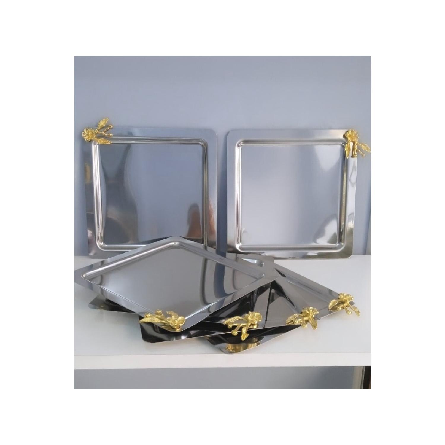 

Квадратный презентационный поднос из нержавеющей стали из 6 предметов с аксессуарами Lux из японской розы