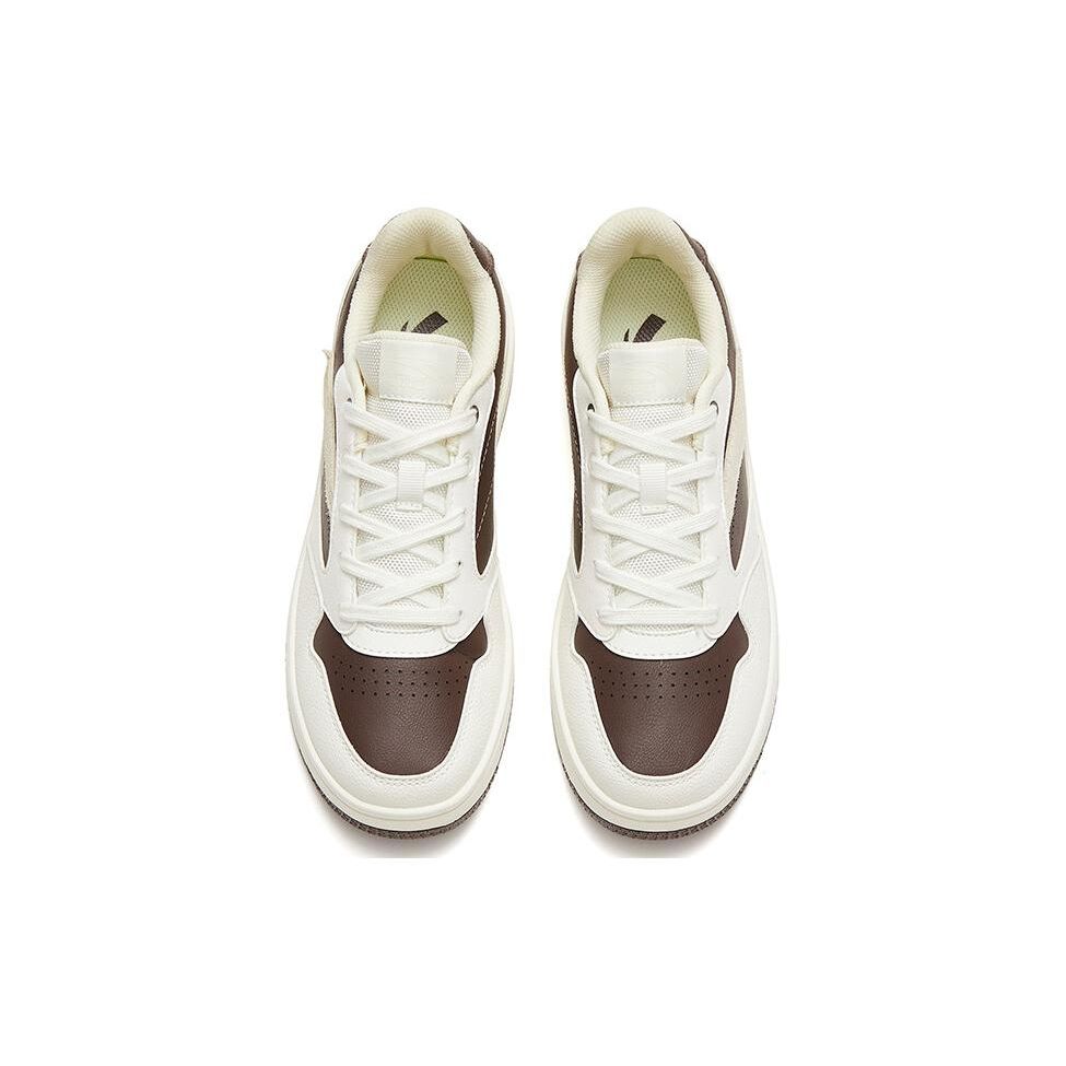 Anta Life Series Zero Feel Non-Slip Wear-Resistant Low-Top Sneakers Women Sneakers White Brown 922318060-1