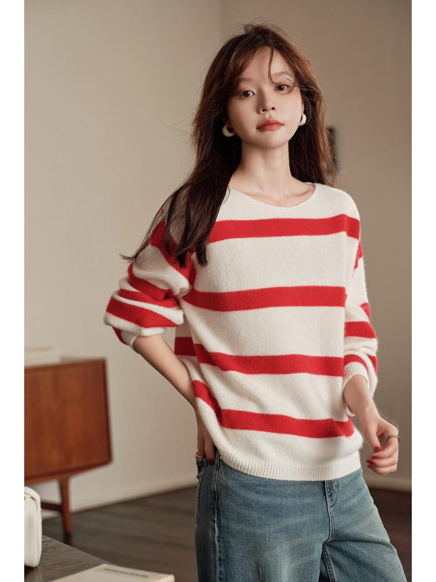

Свитер из 100% чистого кашемира в красную и белую полоску Осень/Зима 2024, вдохновленный Лю Вэнь S
