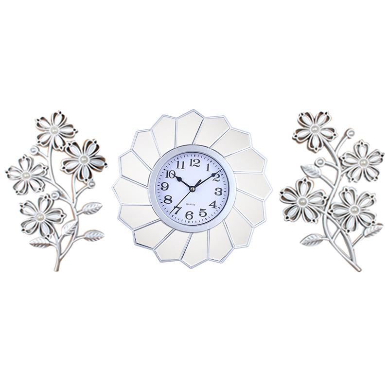 

Тройные настенные часы Набор из трех штук Простой пластиковый домашний декор 25CM three-piece set with flower [silver]