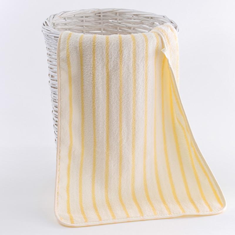 Verdicktes Korallenfleece Handtuchset: Wasserabsorbierendes, fusselfreies, weiches Fünfteiliges Geschenk für Zuhause