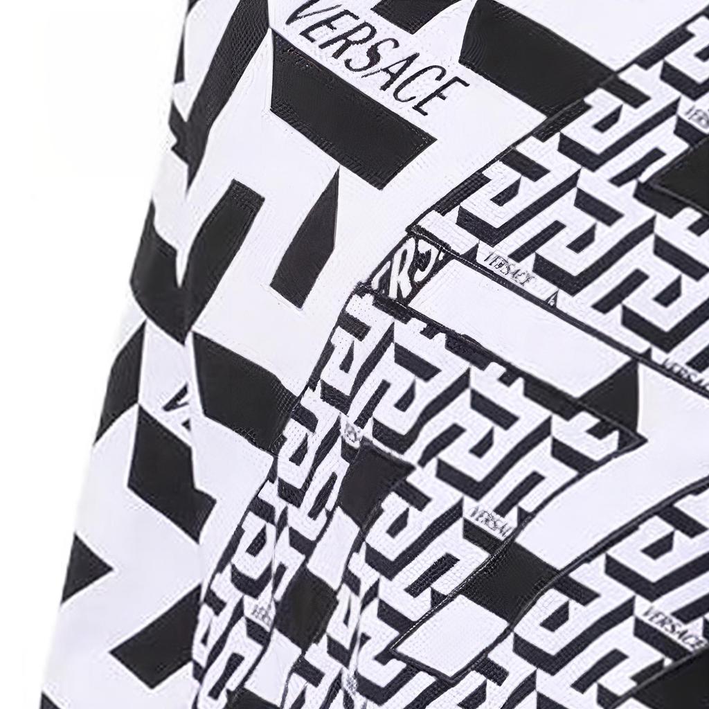 Versace Ss22 Printed Letter Pattern Round Neck Cotton Short Sleeve T-Shirt Men Tops Black White 1003393-1A023515-L160