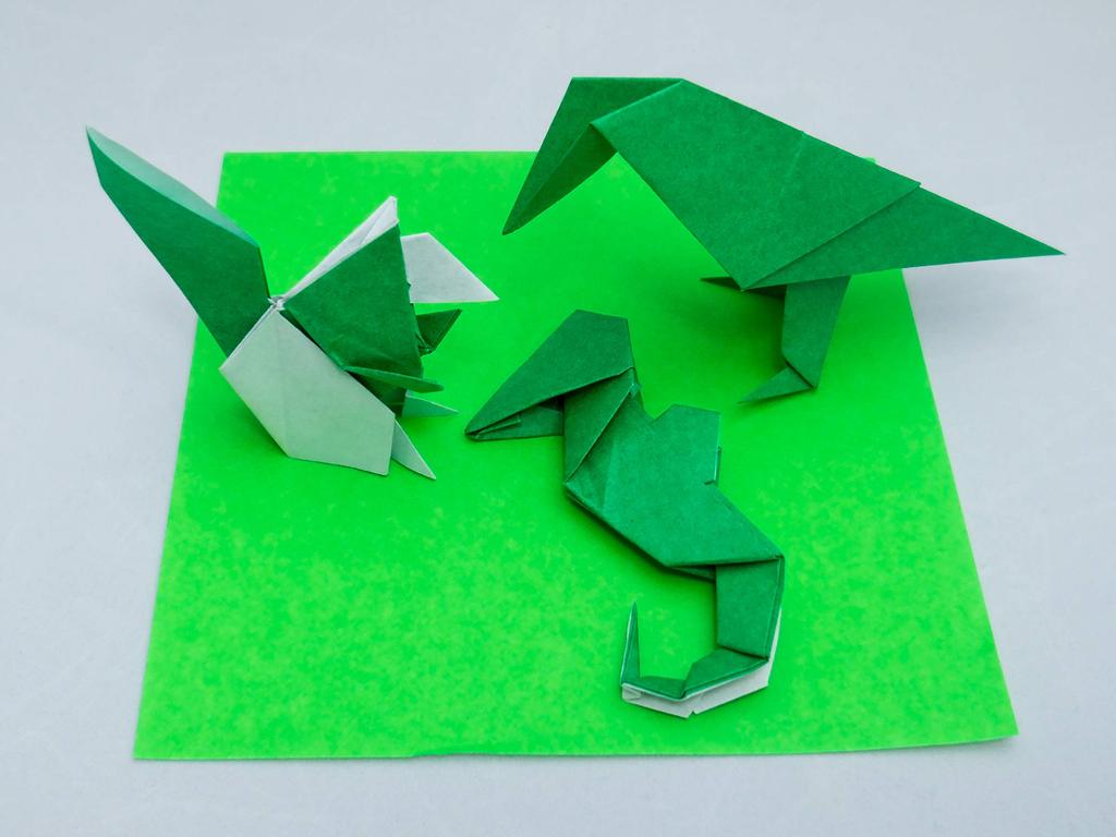 Taro's Origami Studio Standard Size 15cm Paper Pack 500 Sheets 23 Colors One Side White Gold Silver Included