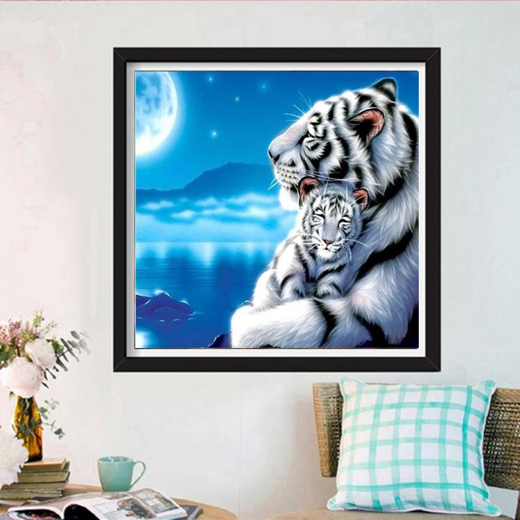 DIY 5D Diamond Painting Full Drill Animal Blue White Tiger Picture Diamond Mosaic Hand Inlaid Rhinestones Embroidery Home Decor