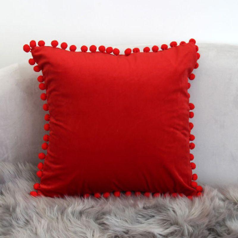 Luxurious 45x45cm Pom-poms Cushion Cover In Soft Velvet For Elegant Home Dcor