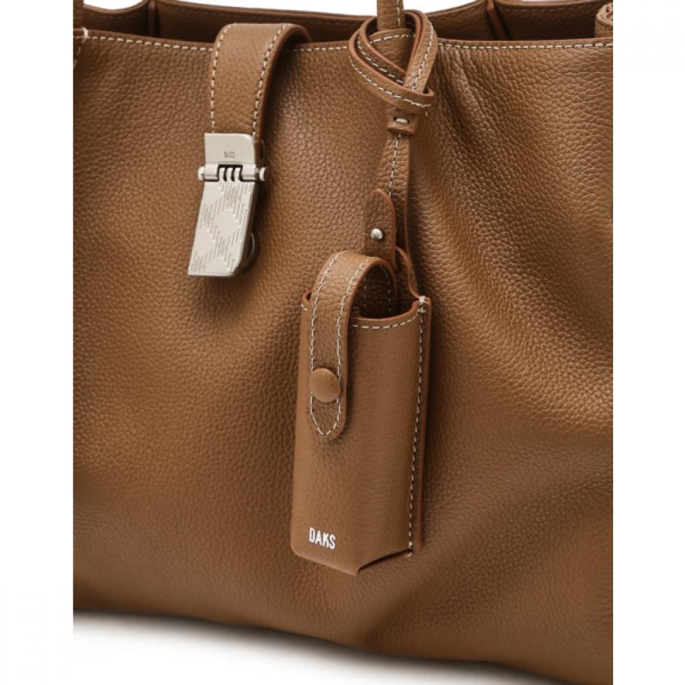 Daks Brown Cowhide Tote Bag With Buckle Decoration Dcba6f172w2