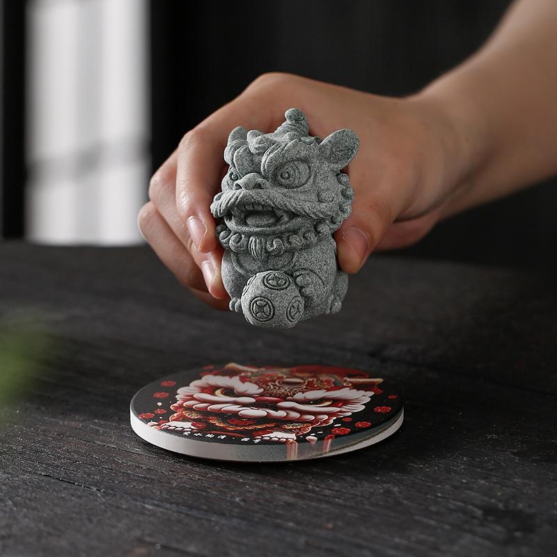 China-Chic Style Awakening Lion Green Sand Stone Tea Pet Small Ornaments Landscape Decoration Creative Auspicious Animals