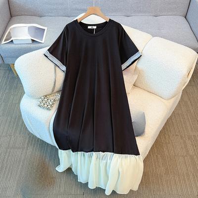 A New Summer Dress for Plus-size Women with A Stylish Color Contrast and Patchwork Style