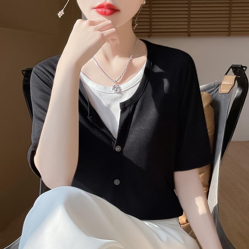 Dámská letní novinka Kolizní 4 knoflíky Otevřená košile Tenká sekce Falešný dvoudílný Krátký rukáv Česaný Jemný úpletjavascript: