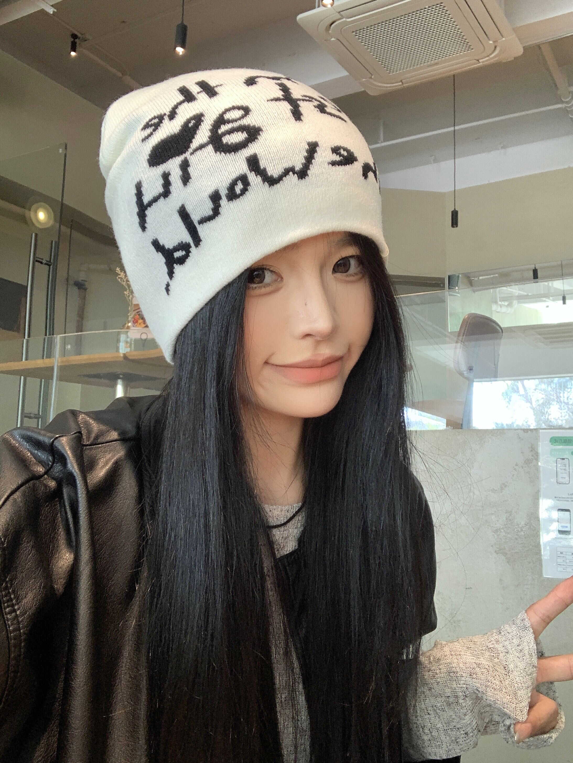 

Spice Girl Алфавит Нишевая Баотоу Холодная Шапка Двойной Пуловер Вязаный, Шапка Мужская и Женская Пара Черная Шерстяная Шапка Adult average size белый