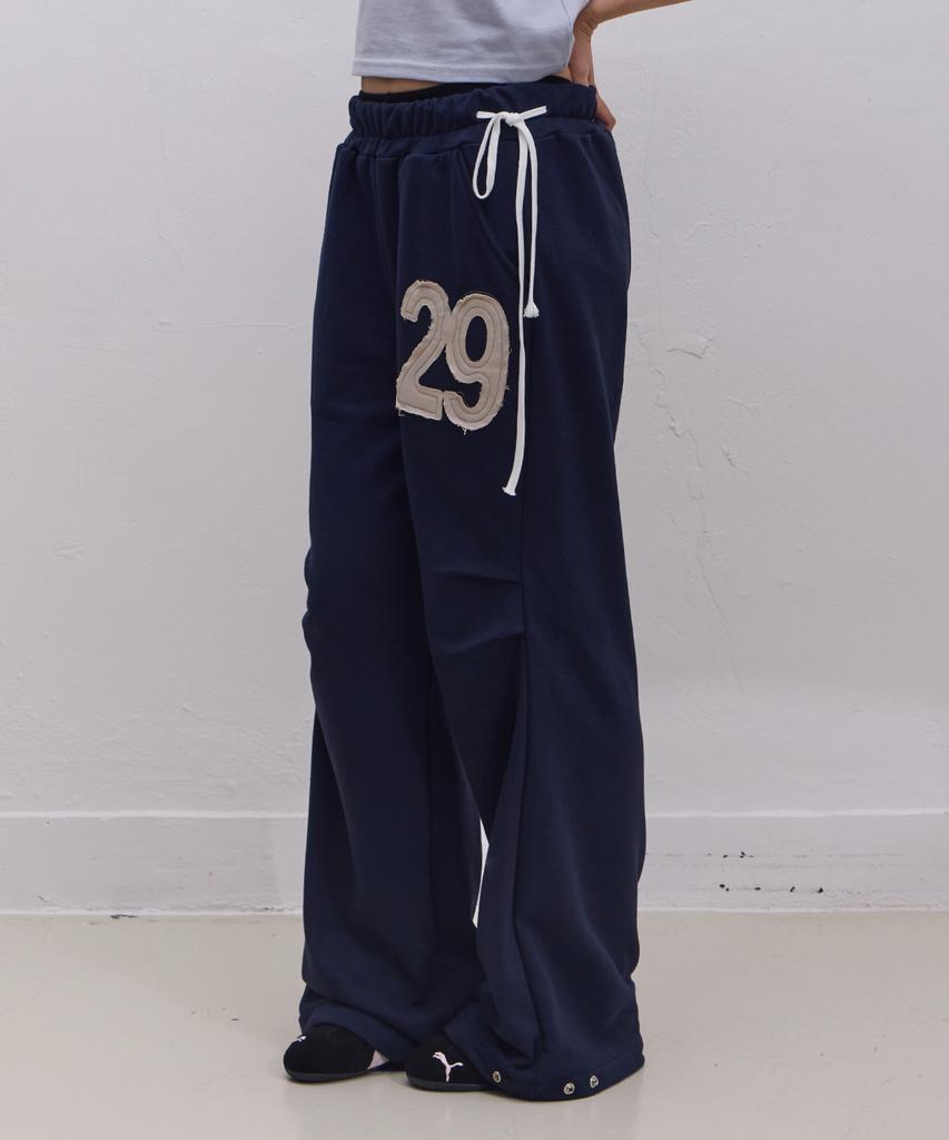 Ebeulisi 29 Patchwork Pintuck Sweatpants (Navy)