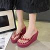 Fashion Shoes Woman 2025 House Slippers Platform Shale Female Beach Heeled Mules Rubber Flip Flops Sabot Summer High Flat Hawaiian Soft