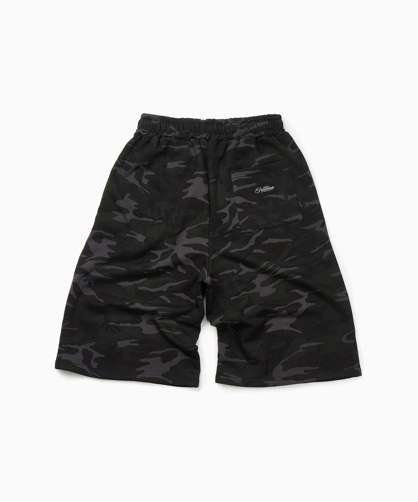 FREEMARIO Travel Camo Bermuda Sweatpants [Black]