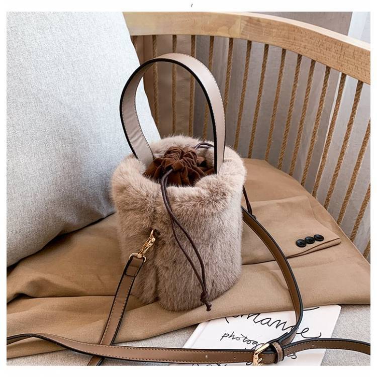 Women's New Autumn/winter Plush Tote Shoulder Bag Crossbody Small Bucket Bag