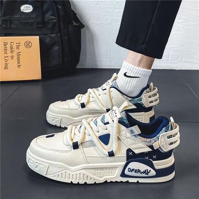 Scarpe estive da uomo nuove traspiranti scarpe bianche da uomo di tendenza versatili con plateau scarpe sportive casual da skateboard scarpe alla moda