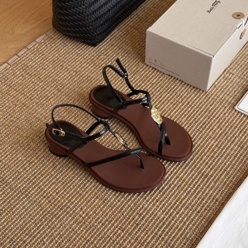 

2025 summer new nipple-toed women s metal buckle thick heels with nipple-toe Roman beautiful, not tired feet, small sandals 39 чорний