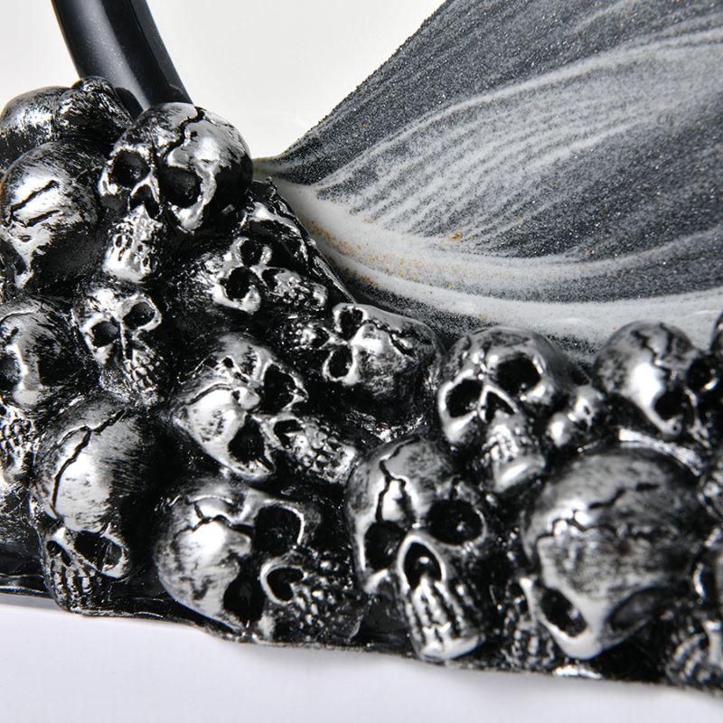 An exquisite handicraft ornament, skull quicksand painting ornament, Halloween gift.
