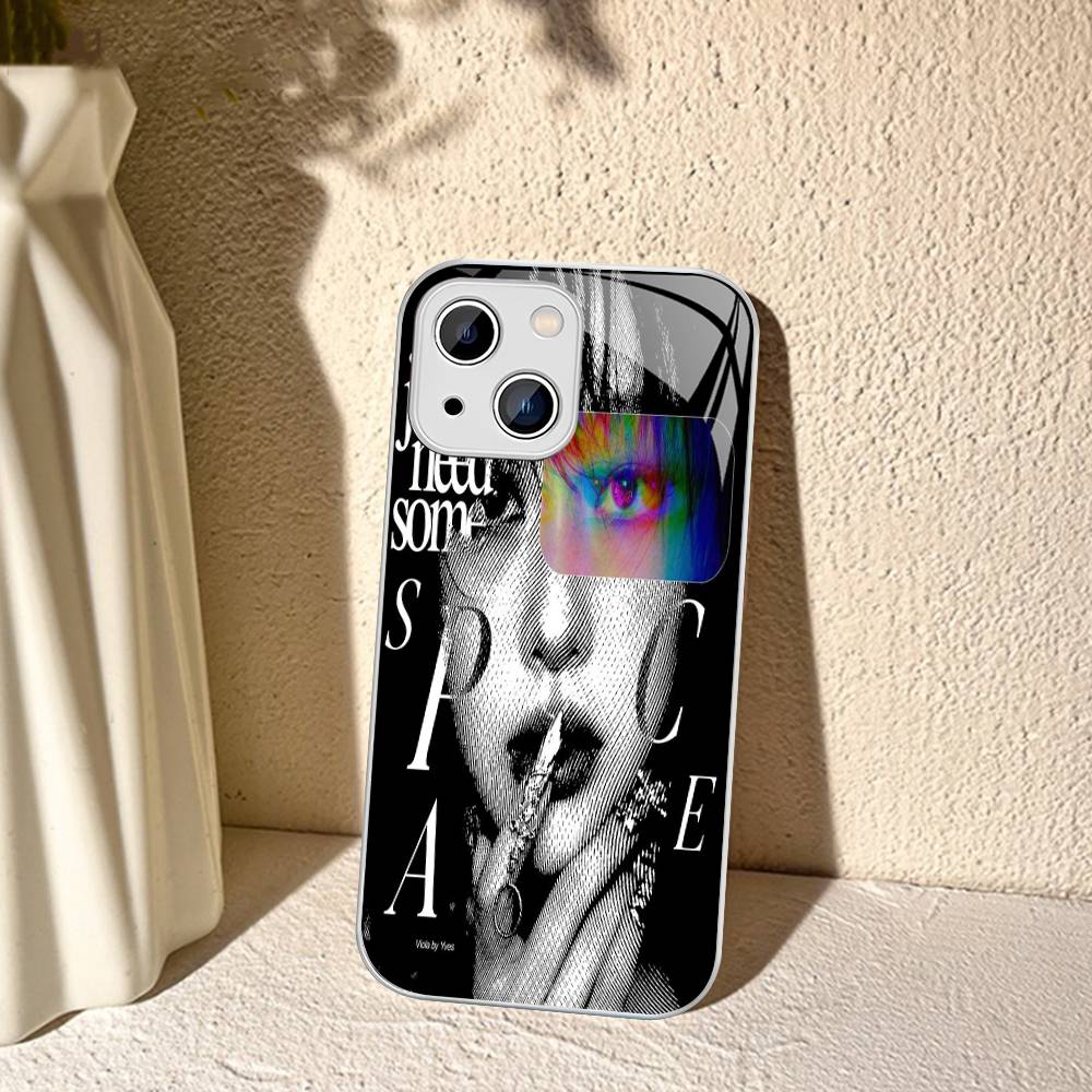 Popular K-pop Group L-Loona Y-Yves For IPhone 14 13 12 Mini 11 Pro XS Max X XR 14 Plus Tempered Glass Cover