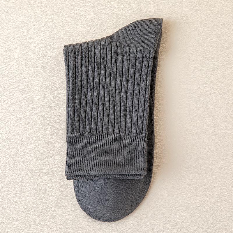 3 Pairs Men Crew Socks Black and White Middle Tube Streetwear Soft Breathable Cotton Casual Socks