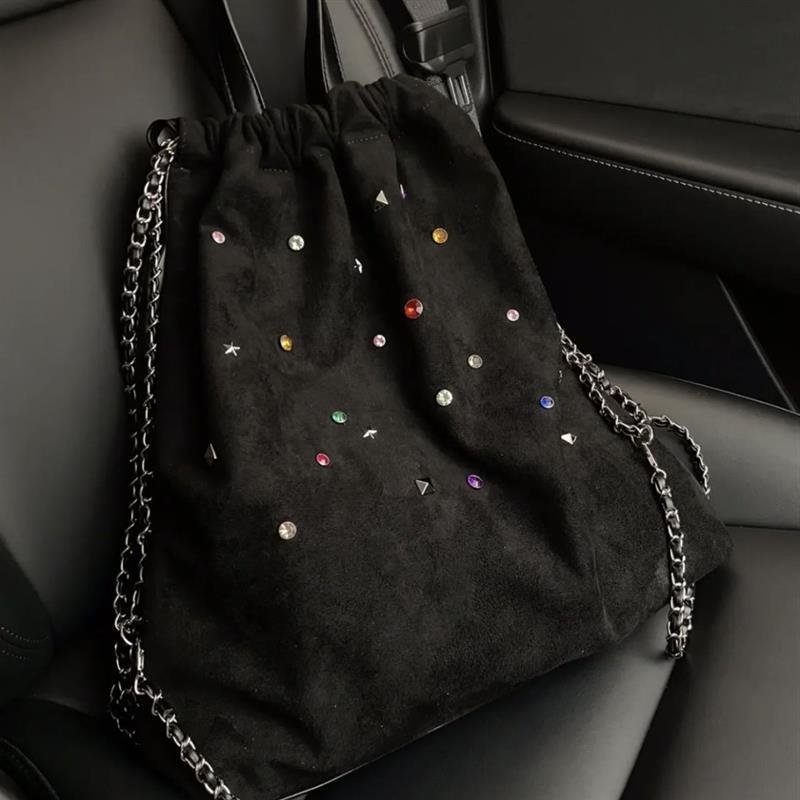 

Женская сумка Niche design из матового флиса с цветными драгоценными камнями, рюкзак с цепочкой и затягивающимся шнурком, портативный рюкзак чёрный