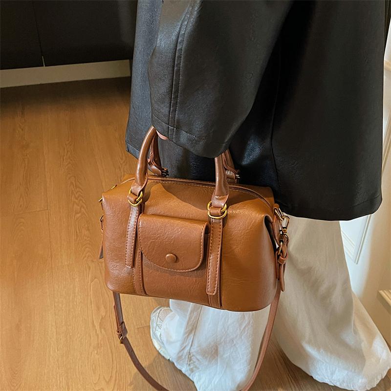 Simple Women's Shoulder Bag, Casual Crossbody Bag, Fashionable Shoulder Bag, Soft PU Leather Handbag Suitable for Daily Use and Shopping