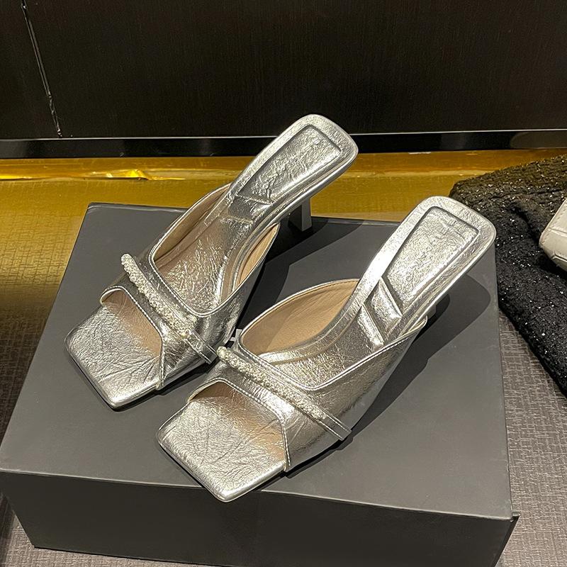 Silberweiße Fee~ Schlichte Strass-Temperament Zehenfreie High-Heel Cool Pantoletten Damen tragen dünne Absätze