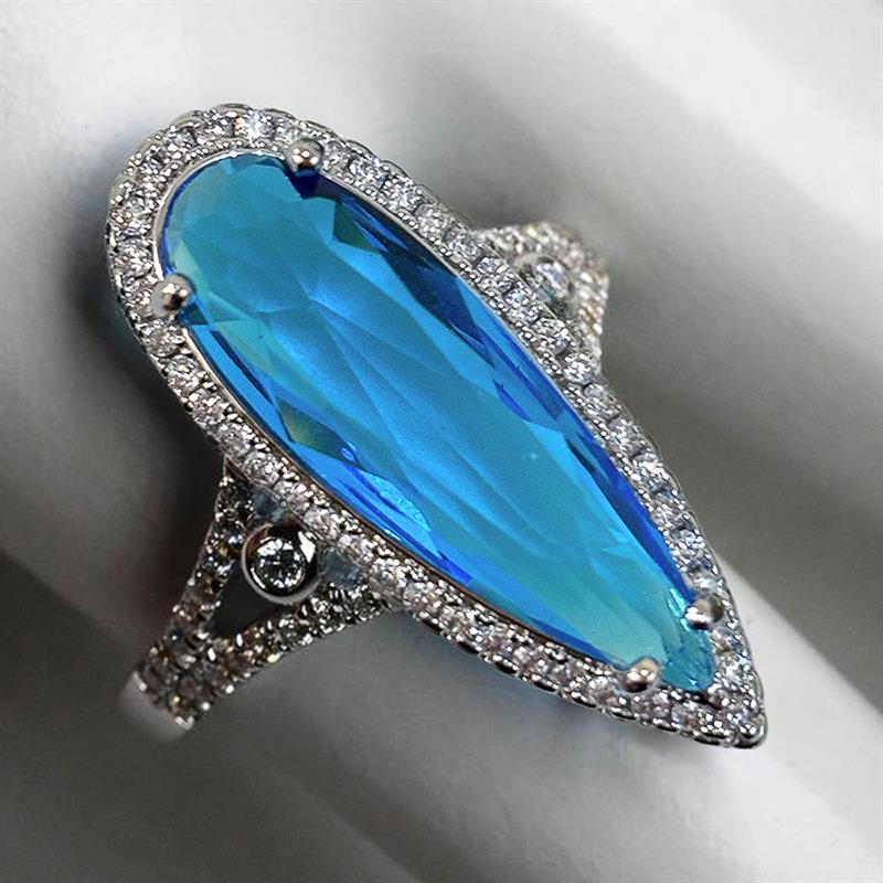 Huitan Elegant Pear Shaped Ring for Women Inlaid Bright Blue Cubic Zirconia Trendy Party Wedding Accessories Noble Jewelry Gift