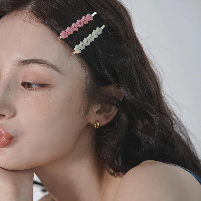 FLOWER HAIRPIN