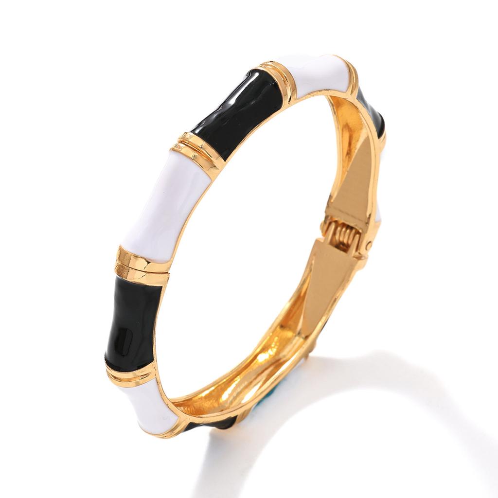 Personality Fashion Enamel Glazing Black White Bamboo Joint Opening Bangles for Women Vacation Stackable Bracelet Jewelry Gifts