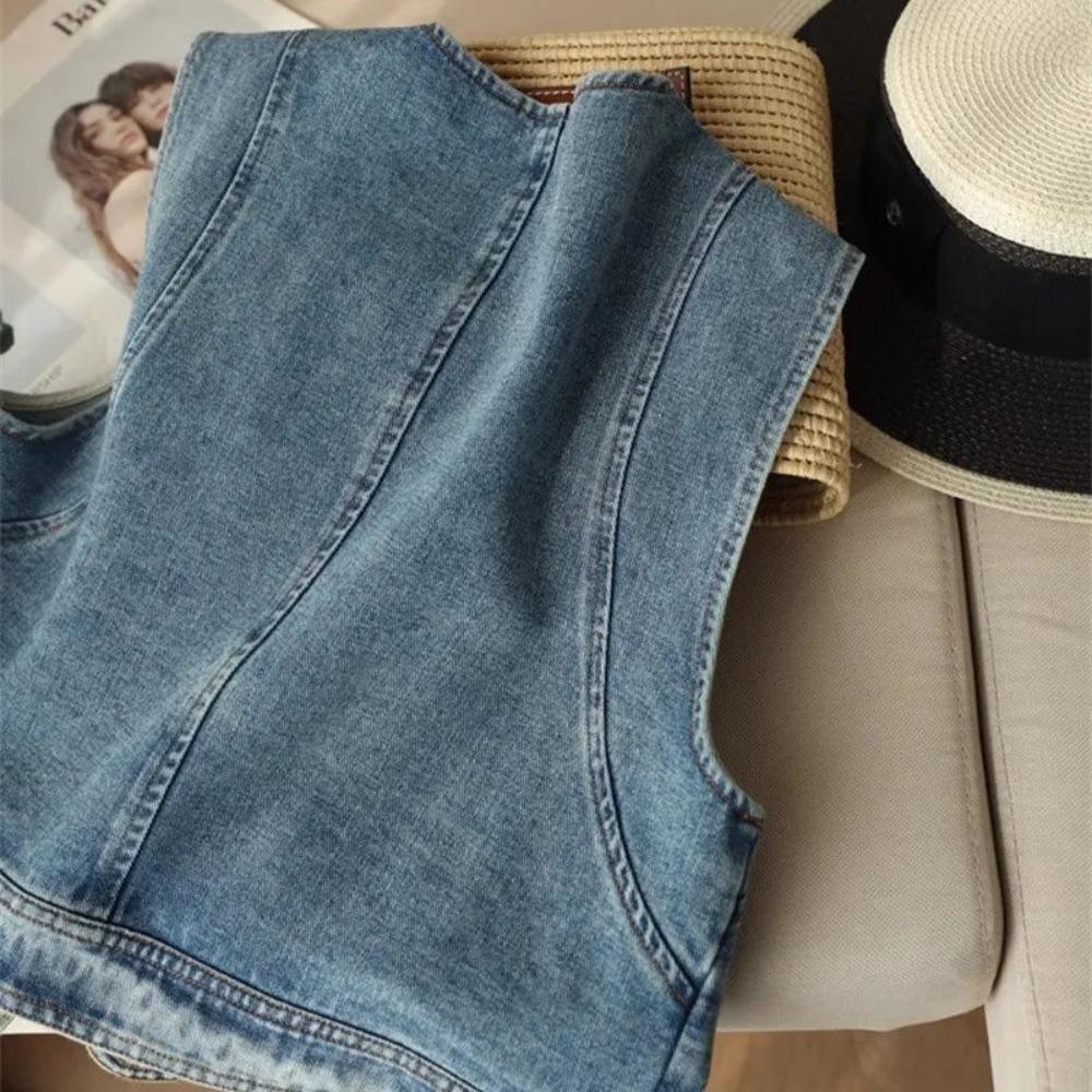Women's Round Neck Sleeveless Denim Vest Loose Fit Vintage Washed Single Breasted Pocket Casual Waistcoat